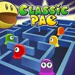 En gul, smilende sirkel med åpen munn over en blå labyrint med fargerike spøkelser og teksten Classic Pac