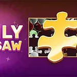 Gul puslespillbrikke ved siden av teksten Daily Jigsaw på en lilla bakgrunn med stjerner