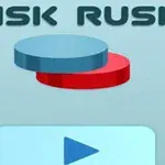 To skivediske, en blå og en rød, vises over en play-knapp og teksten Disk Rush