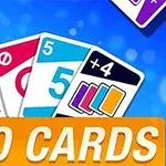Fargerike kort med tall og symboler på blå bakgrunn med teksten DUO CARDS nederst