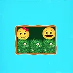 To smilefjes i gress med blomster, på lyseblå bakgrunn