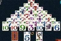 Spill dette klassiske pyramidekabal-spillet på nett