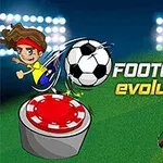 En tegneseriefigur med fotball sparket mot et hull på en bane, med teksten Footgolf Evolution