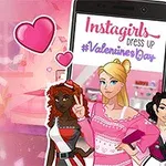 Tre jenter poserer foran en smarttelefon med teksten Instagirls Dress Up #ValentinesDay, omgitt av rosa og røde hjerter i et dekorativt rom