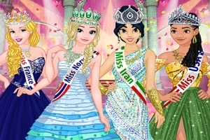 Fire animerte kvinner i fargerike kjoler med kroner og bånd merket som Miss France, Miss Norway, Miss Iran og Miss USA står ved siden av hverandre i en glamorøs setting