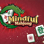Illustrasjon av Mahjong-brikker med en grønn drage rundt teksten Mindful Mahjong på en rød bakgrunn