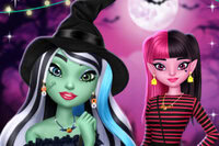 Bli med på Monster High og kle opp karakterene i stilige, skumle antrekk