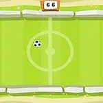Tegning av en liten grønn fotballbane sett ovenfra med en fotball i midten og en poengtavle øverst