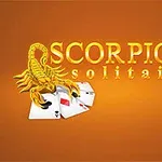 En gul skorpion over tre spillkort med teksten Scorpion Solitaire på en oransje bakgrunn