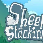 Logo med teksten Sheep Stacking mot en bakgrunn av blå himmel og grønne trær