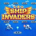 Skipset Ship Invaders med fargerike vinger og stjerner på en blå bakgrunn med skip og skyer