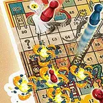 Brettspill med fargerike brikker, stiger, slanger og flammer på rutete felt