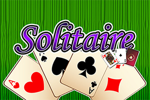 Illustrasjon av kort med symbolene hjerter, spar, kløver og ruter mot en grønn bakgrunn med teksten Solitaire