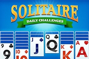 Et spillebrett med kort på rekke og rad med teksten Solitaire Daily Challenges på en blå bakgrunn