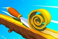 Skyv treverket og lag perfekte spiralruller i dette spennende og morsomme