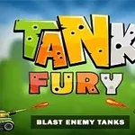 Fargerik tekst Tank Fury med tegneserietanker som skyter på hverandre over en grønn bakgrunn