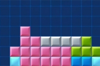 Nyt det klassiske Tetris-spillet