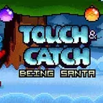 En pikselert julenisse med rødt antrekk står under et snødekt tre med julelys og teksten TOUCH & CATCH BEING SANTA vises