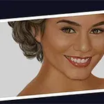 En digital illustrasjon av en smilende person med krøllete hår og brun hud, i et skrått rektangulært utsnitt