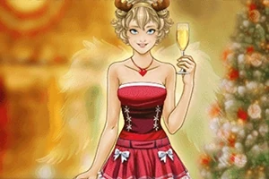 En kvinne med krøllete hår iført en rød kjole, vinger, og reinsdyrhorn, som holder et champagneglass foran et juletre