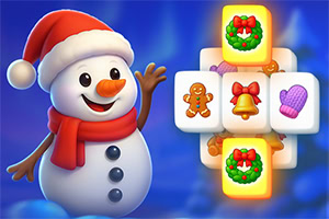 Snømann med nisselue og skjerf ved siden av jul-inspirerte spillebrikker med symboler som pepperkakemann, bjelle, votter og julekrans