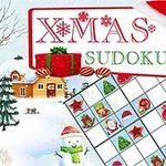 Snømann og snødekt landskap med juledekorasjoner og et rutemønster vises sammen med ordene XMAS SUDOKU i juletema